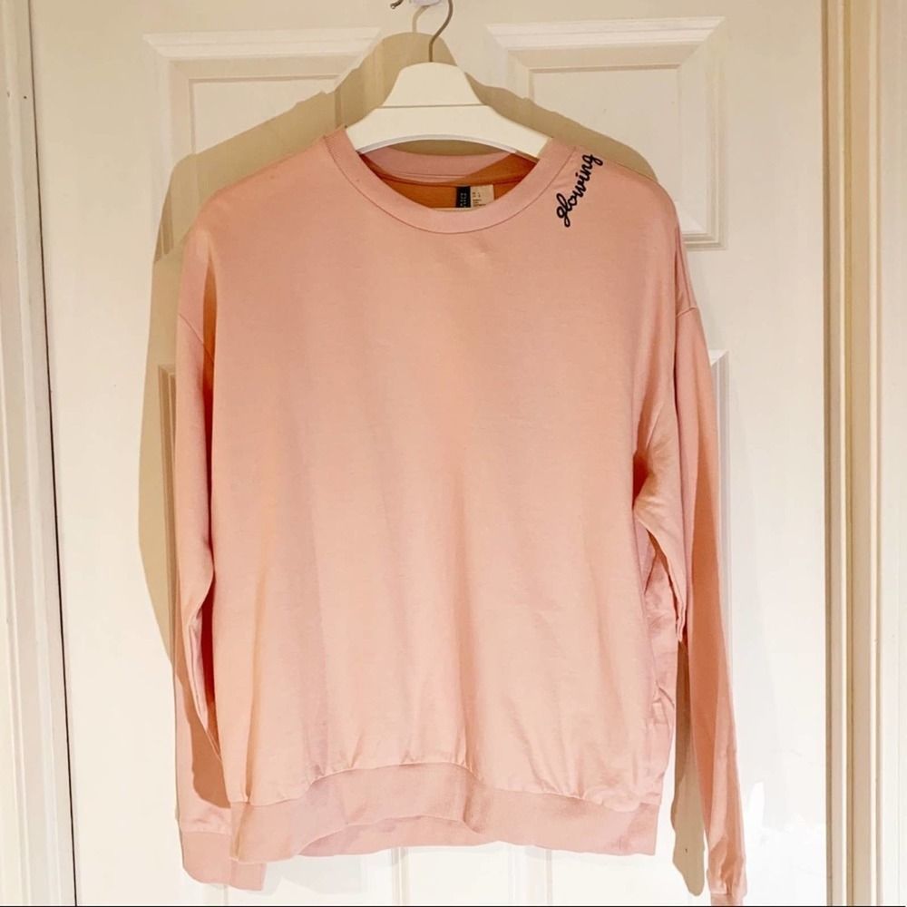 7-H&M Divided Pink GLOWING embroidered Long Sleeve Top size LG NWT